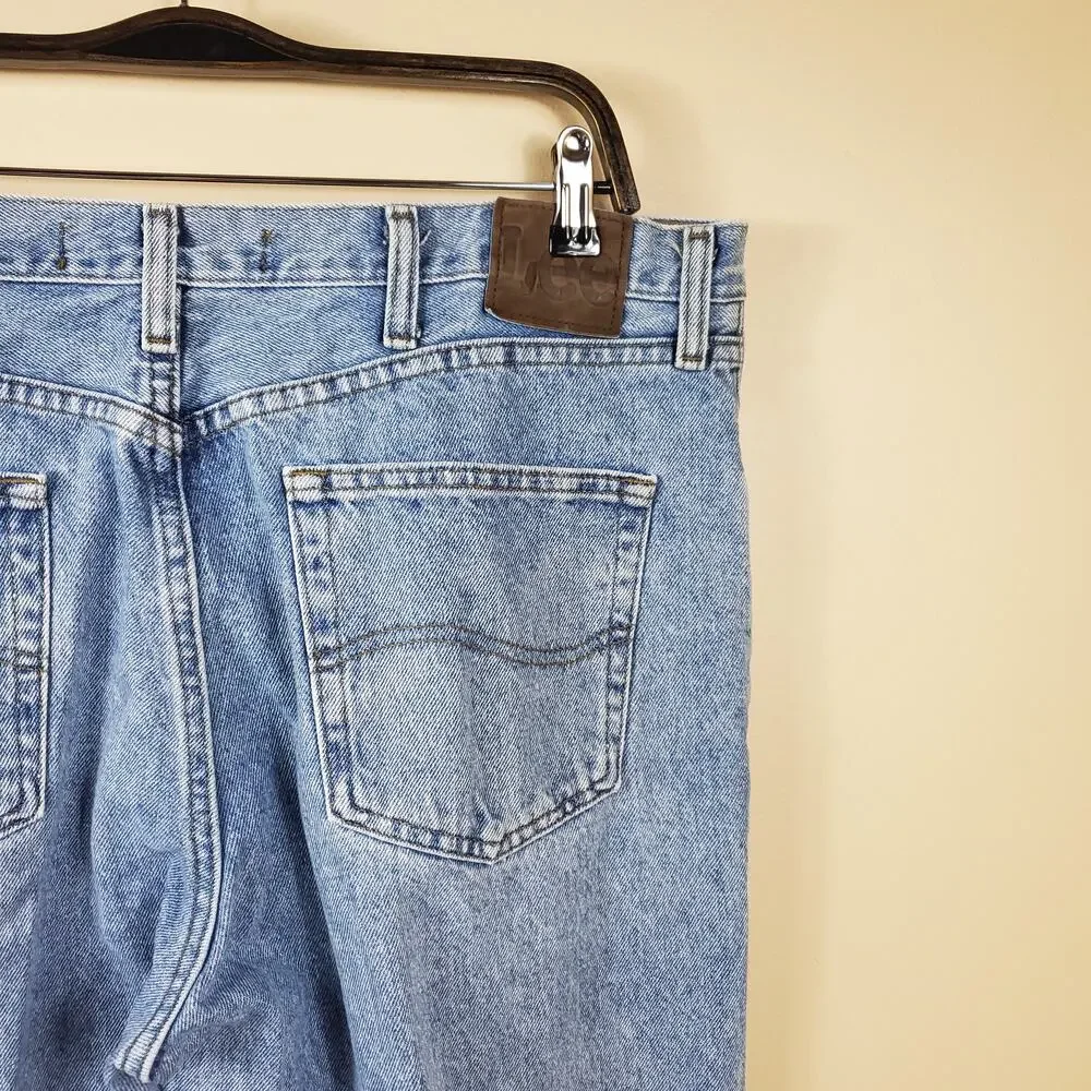 LEE Light Wash Regular Fit Straight Leg Jean Size 38x30